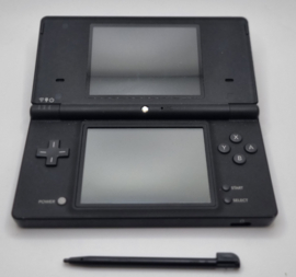 Nintendo DSi Reshiram & Zekrom + Pokemon Black Version Limited Edition (complete)