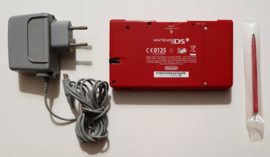 Nintendo DSi Red (complete)