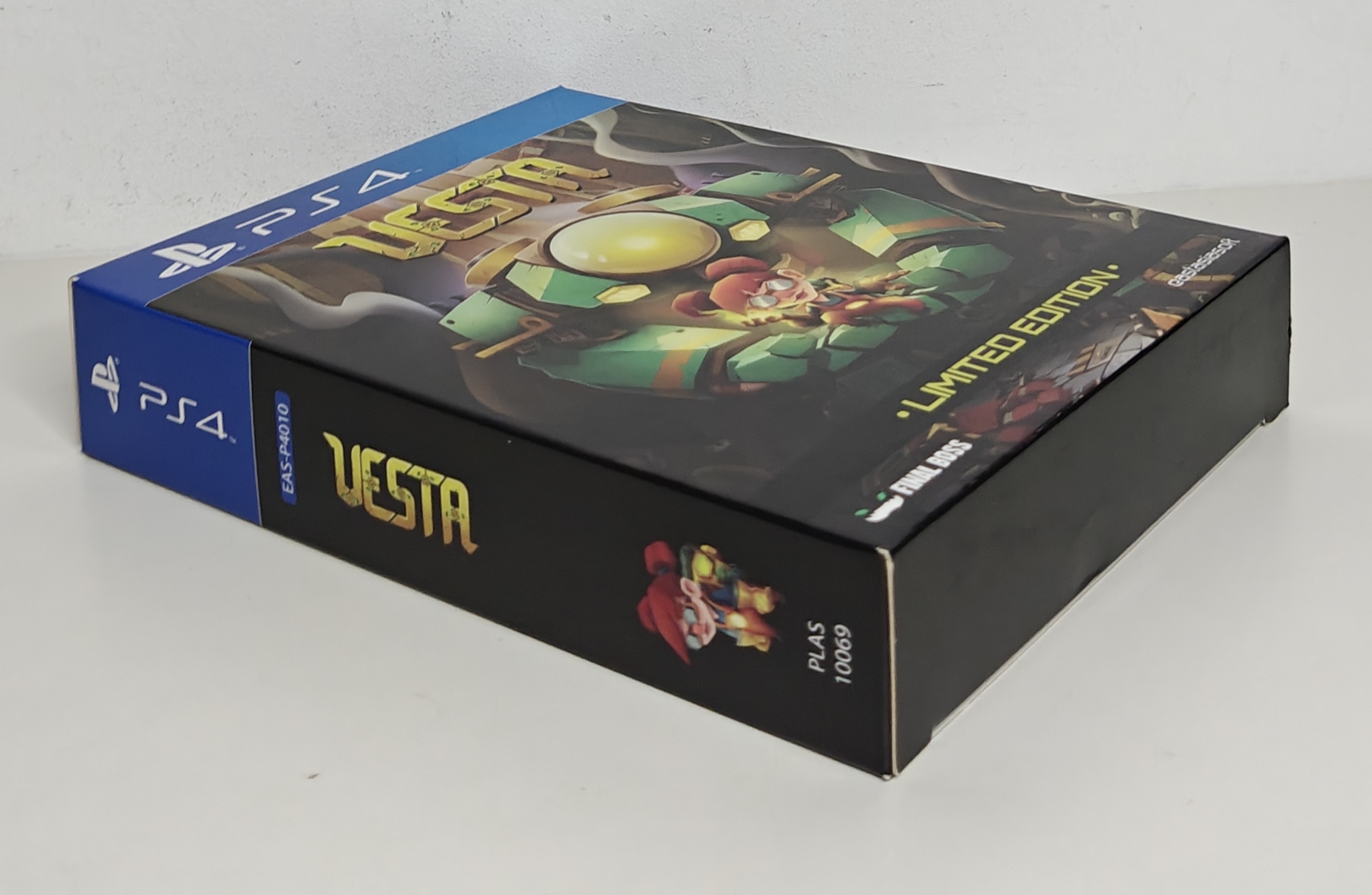 PS4 Vesta Limited Edition (CIB)
