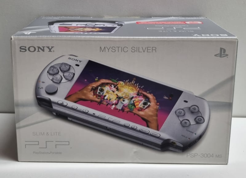 PSP 3004 Mystic Silver (complete) | PSP Consoles & Accessories 
