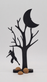 Pietje aan boom