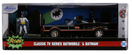 DC Comics Batman Batmobil Metal 1966 car + figure set