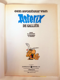 Asterix (Boekenclub)  - De Galliër / Het gouden snoeimes  - hc - 1981