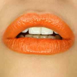 Grimas  5-12  LIPSTICK Pearl Orange  2,5 ml met gratis (wegwerp) lippenseel