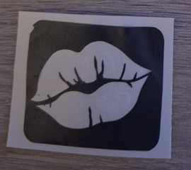 Lips-02