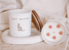 Cat mom