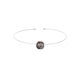 armband zilverkleurig met steen