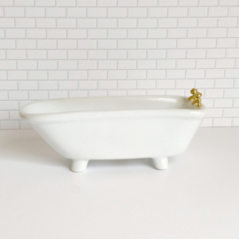 Ceramic Bathtub