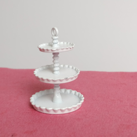 White Cake Stand