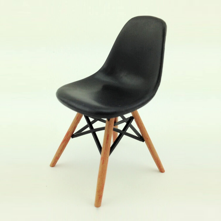 EAMES DSW Chair