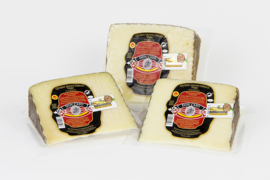 Manchego kaas Cuenca 12 maanden gerijpt  200 gram D.O.P