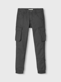 Name it NKMRYAN Cargo Pant Lava Smoke