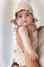 Feetje Zonnehoed crinkle AOP - Let Your Dreams Blossom