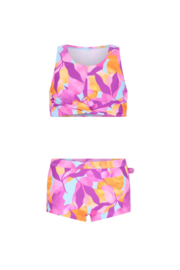 Just Beach girls Twist It