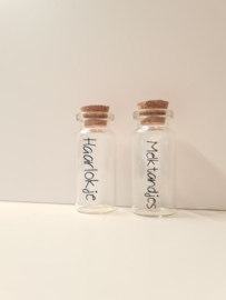 Eerst melktandjes of haarlokje
