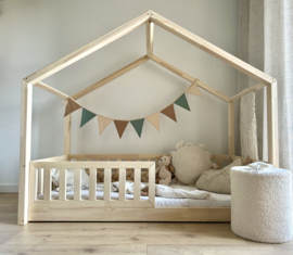 Bedhuisje LAURA  200x90 cm /  bedpoten 1 cm