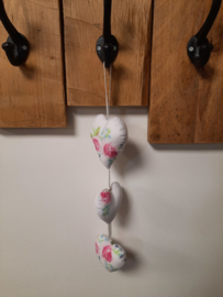 Hartjeshanger wit met bloemen