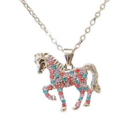 Ketting met paard en regenboog strass