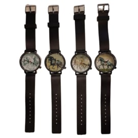 Horloge zwart met paard(en)