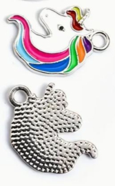 Kettingkoord en regenboog paardenhoofd