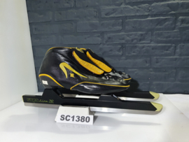 Raps Hawk Lion Maat 40