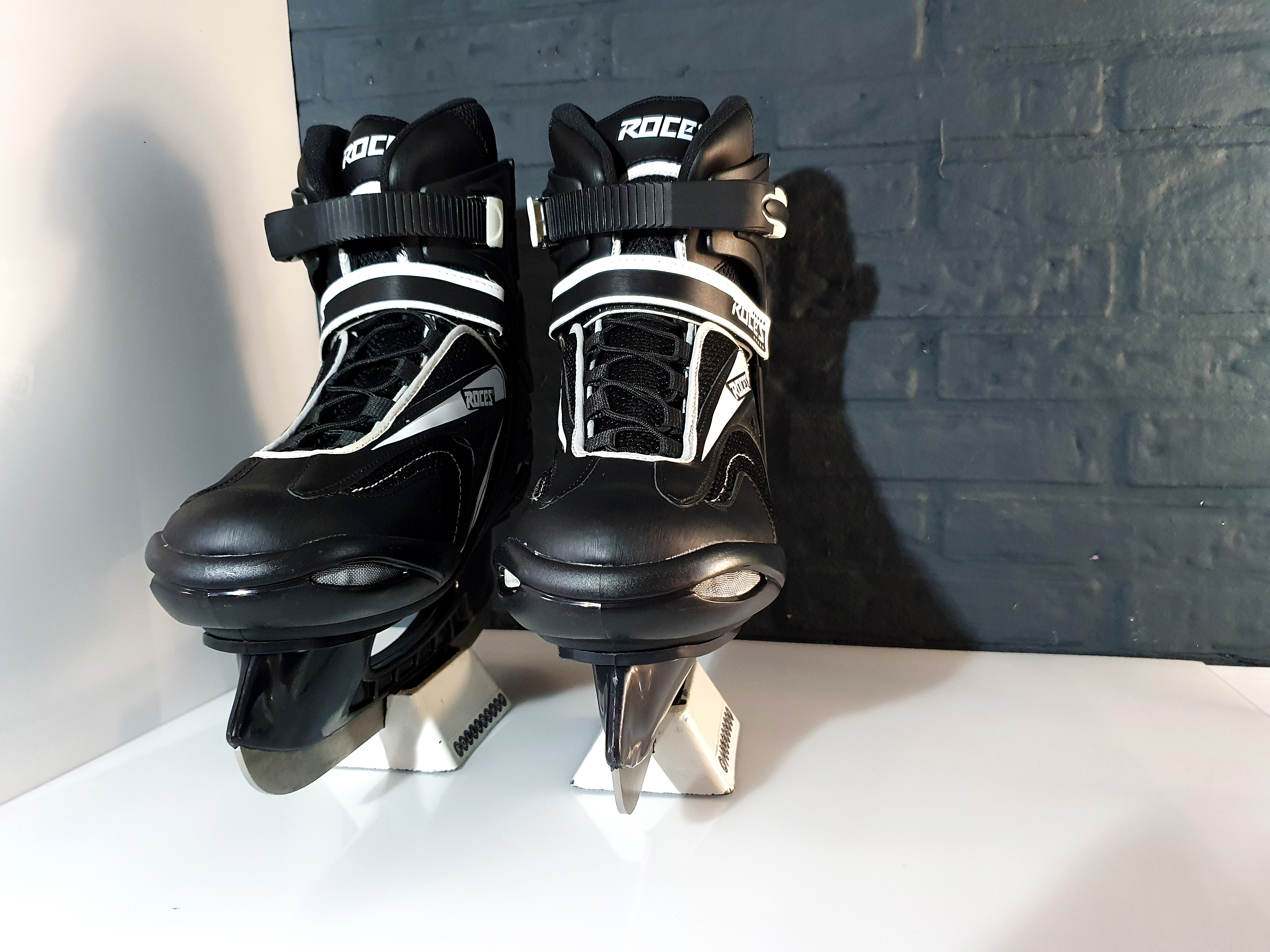 Roces R2 Ice Maat 45