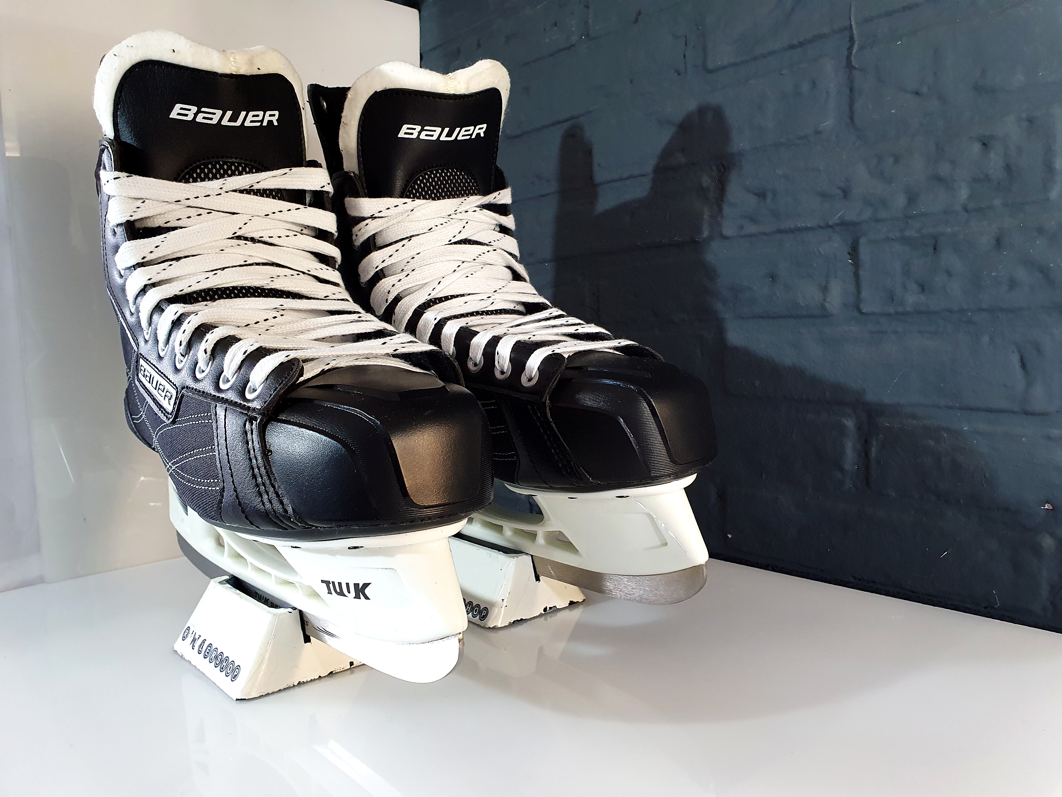 Bauer Nexus 200 Maat 48