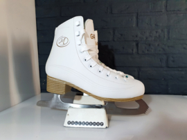Graf Montana Maat 37