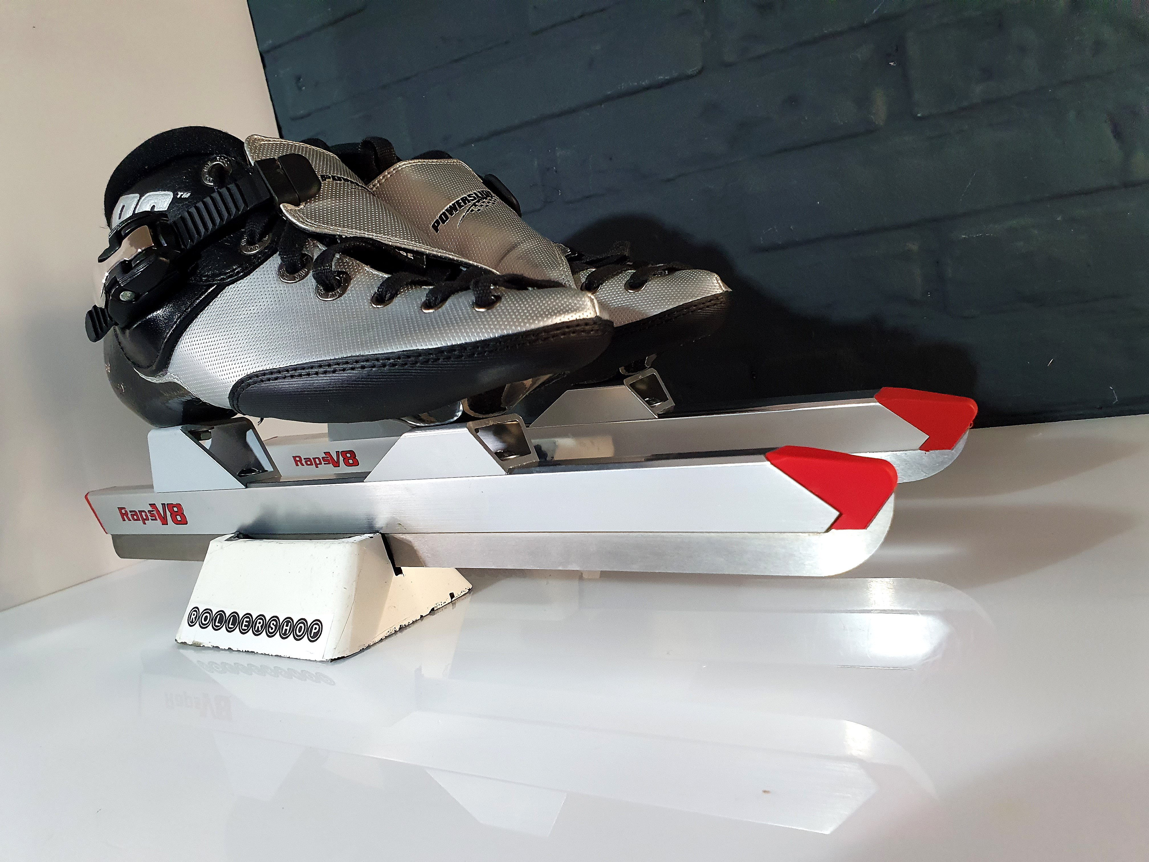 Powerslide M2 V8 Maat 37
