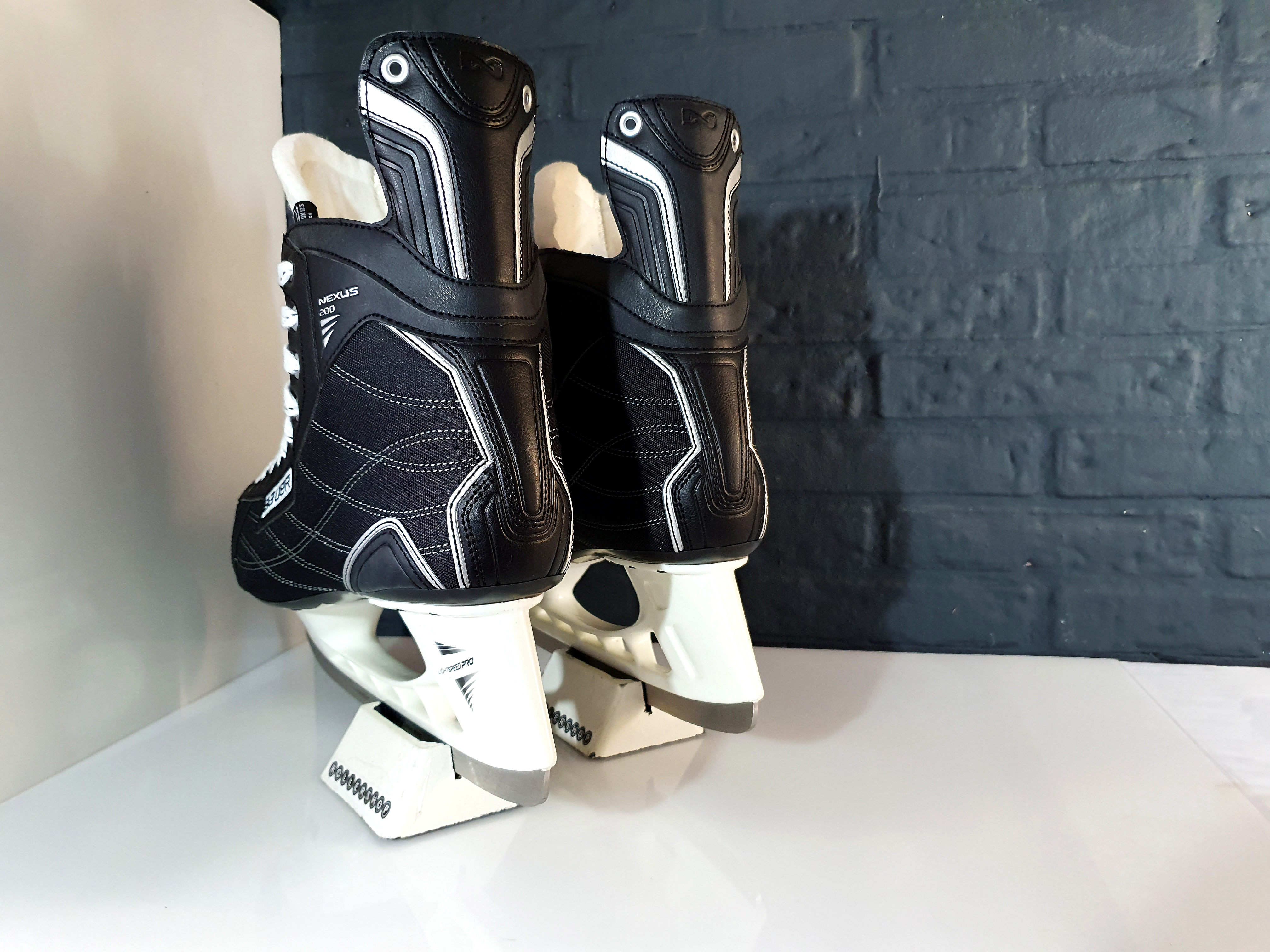 Bauer Nexus 200 Maat 48