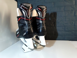 Bauer NSX Maat 48