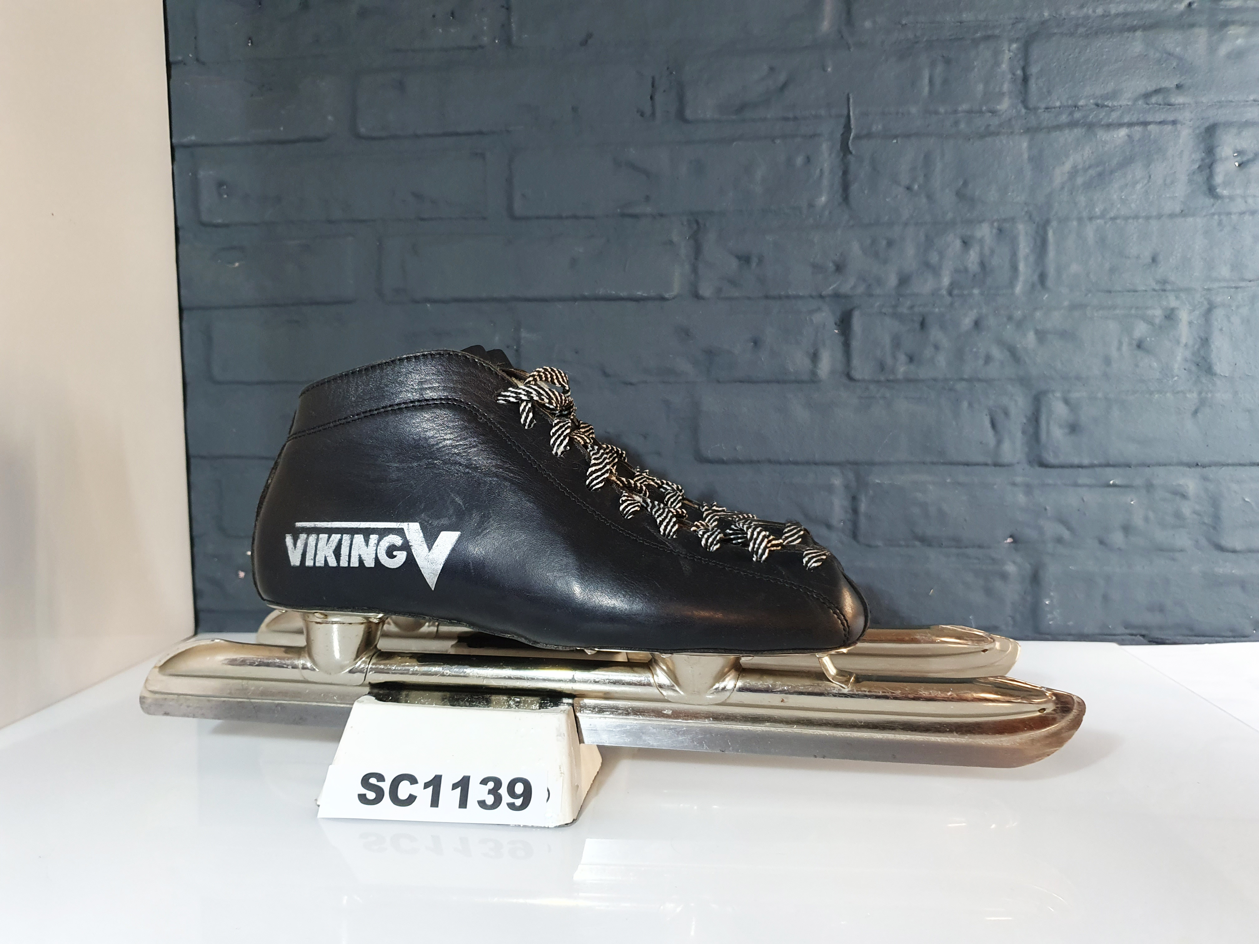 Viking Junior Maat 37
