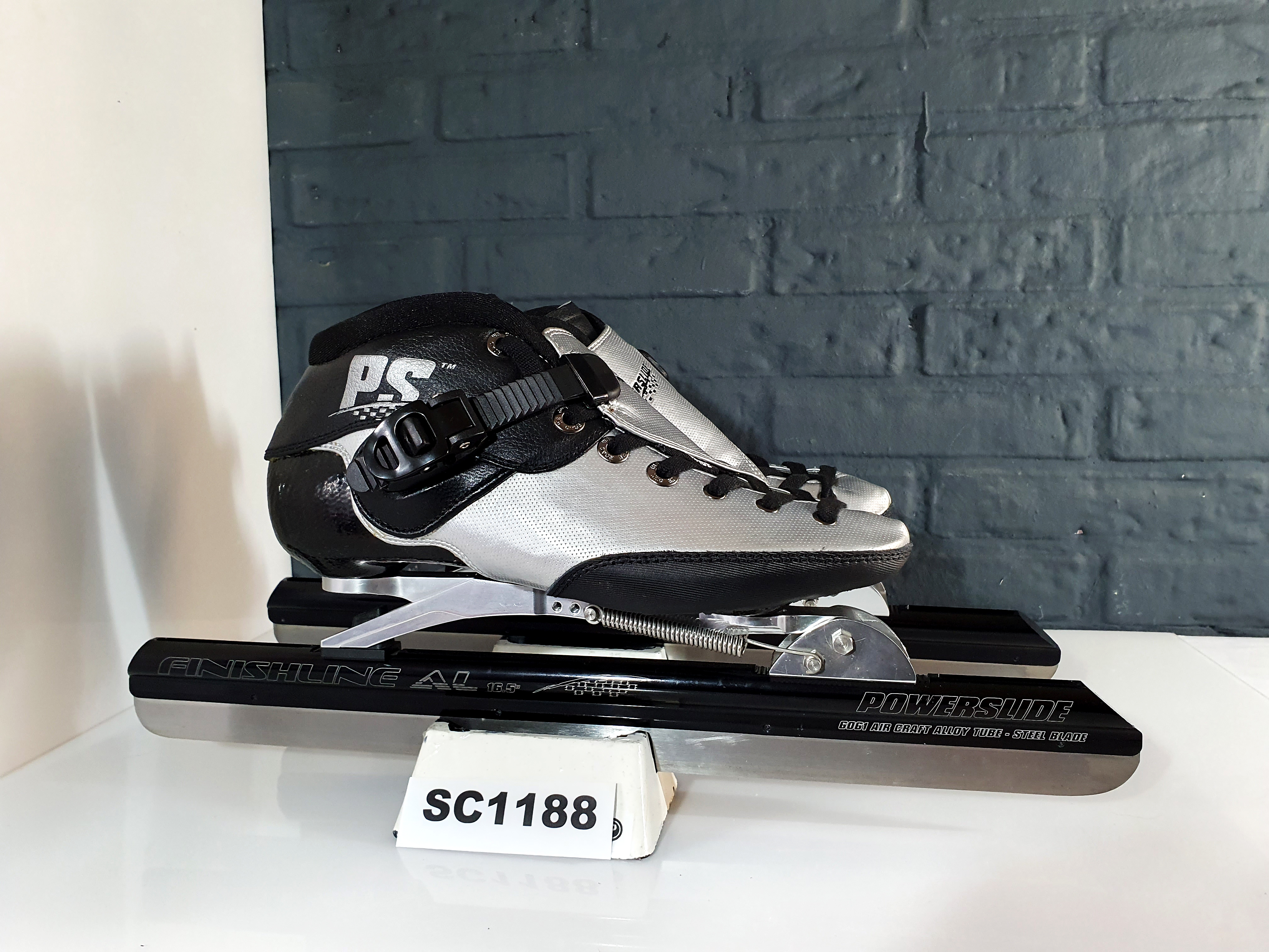 Powerslide M2 FinishLine Klapschaats Maat 39