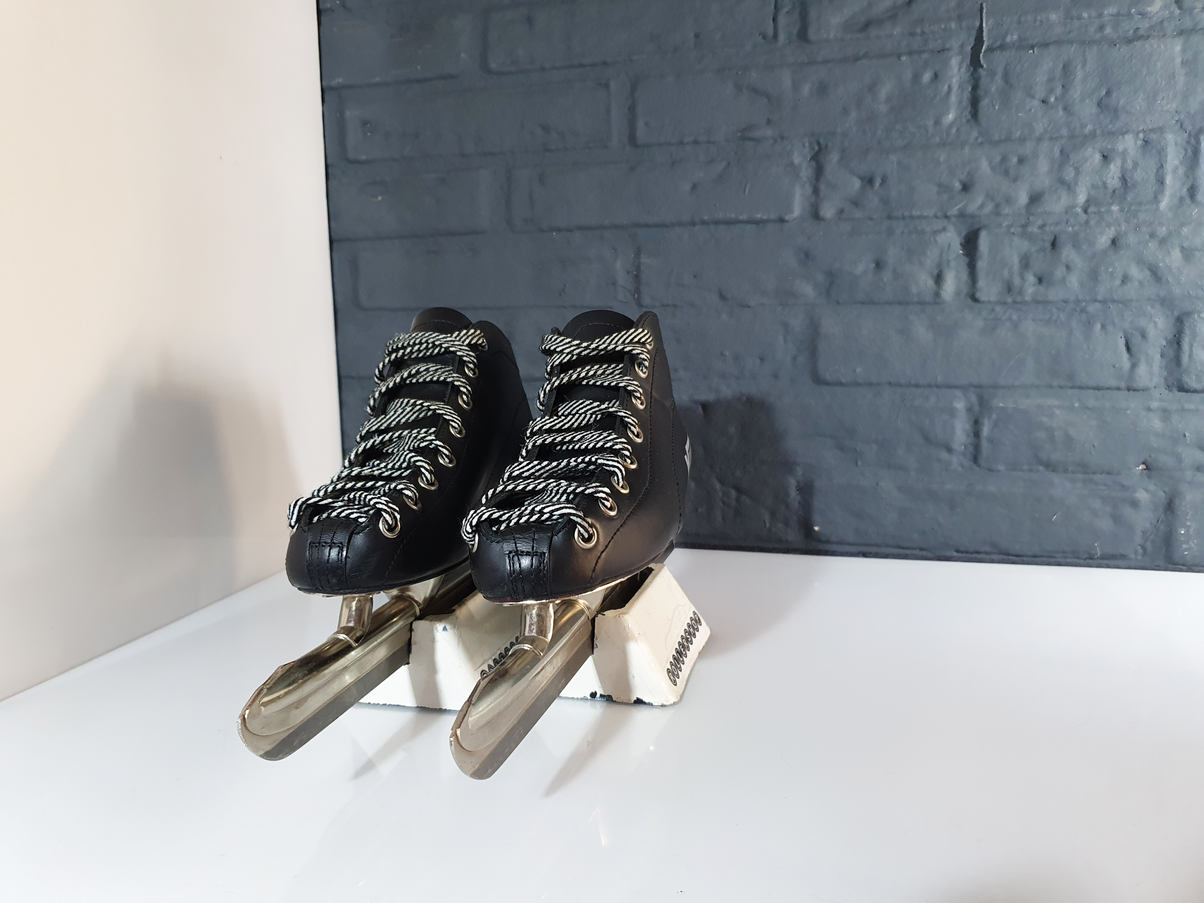 Viking Junior Maat 32