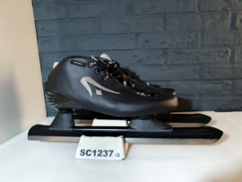 Raps Buzzard Stringer Marathon Maat 42