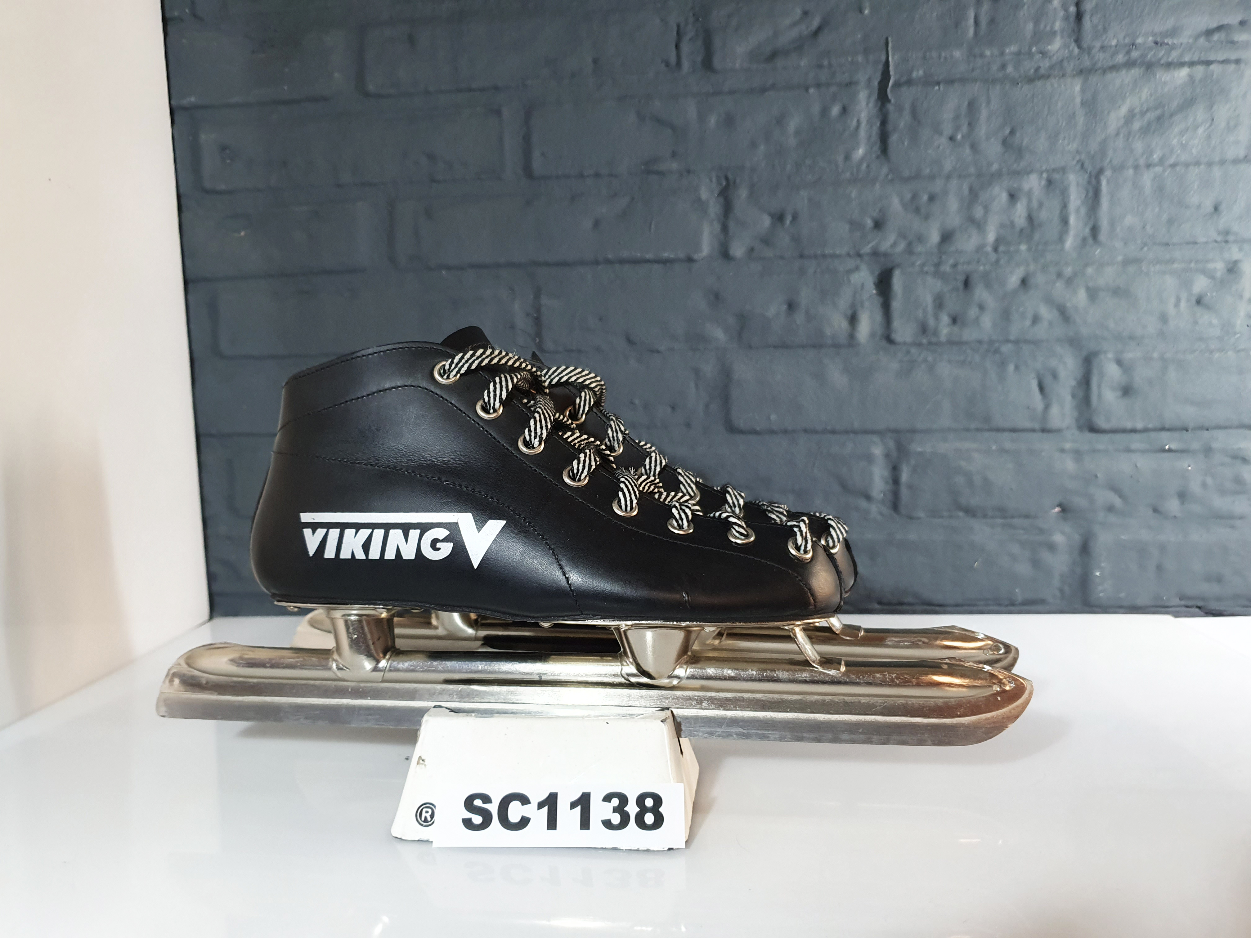 Viking Junior Maat 32