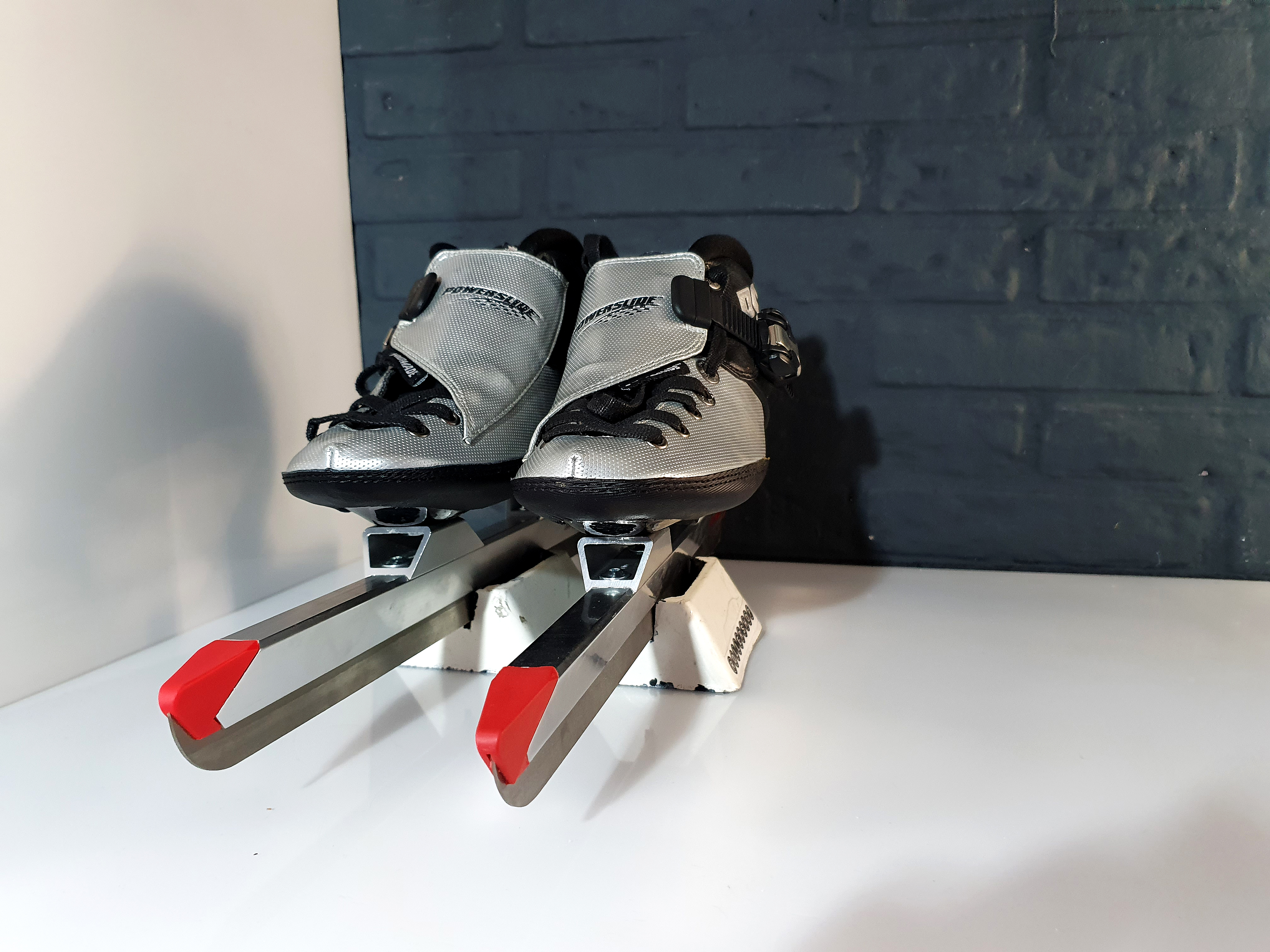 Powerslide M2 V8 Maat 37