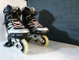 Powerslide Epsilon 4x84 Maat 45