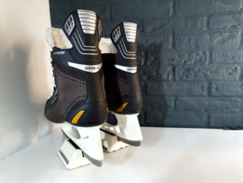 Bauer Supreme One 4 Maat 43
