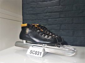 Youth 625LC Maat 39