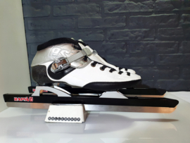 Powerslide M1 V6 Maat 44