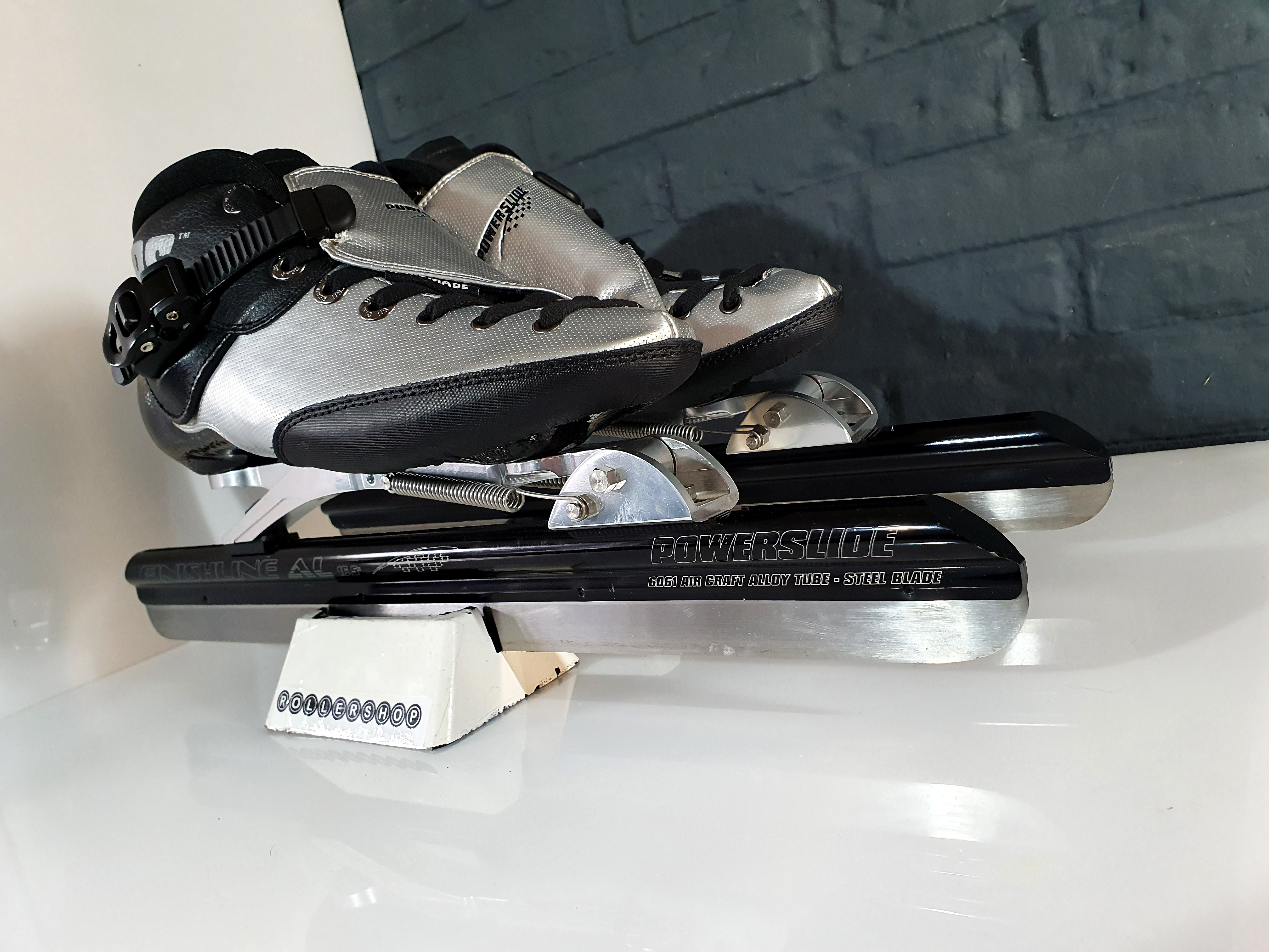 Powerslide M2 FinishLine Klapschaats Maat 39