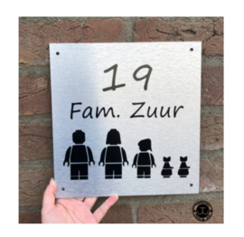 Poppetjes met tekst naar wens (lettertype en poppetjes naar keuze)