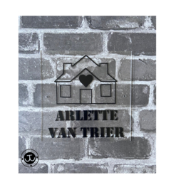 Huisje met tekst naar wens (lettertype en afbeelding naar keuze)