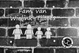 Poppetjes met tekst naar wens (lettertype en poppetjes naar keuze)