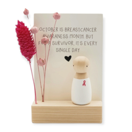 Cadeaudoosje "October is breastcancer awaraness month"