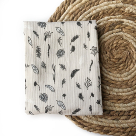 Hydrofiele doek | Cream veertjes en blaadjes  60x60