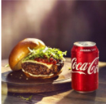 Cola met hamburger