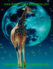 Giraffe bij volle maan