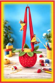 Aardbeitasje met twee muisjes